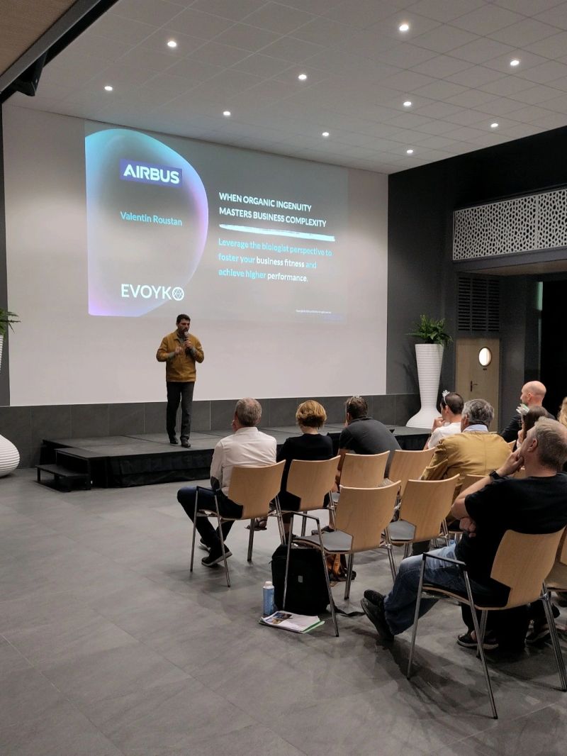 Valentin Roustan en conférence chez Airbus — EVOYKO